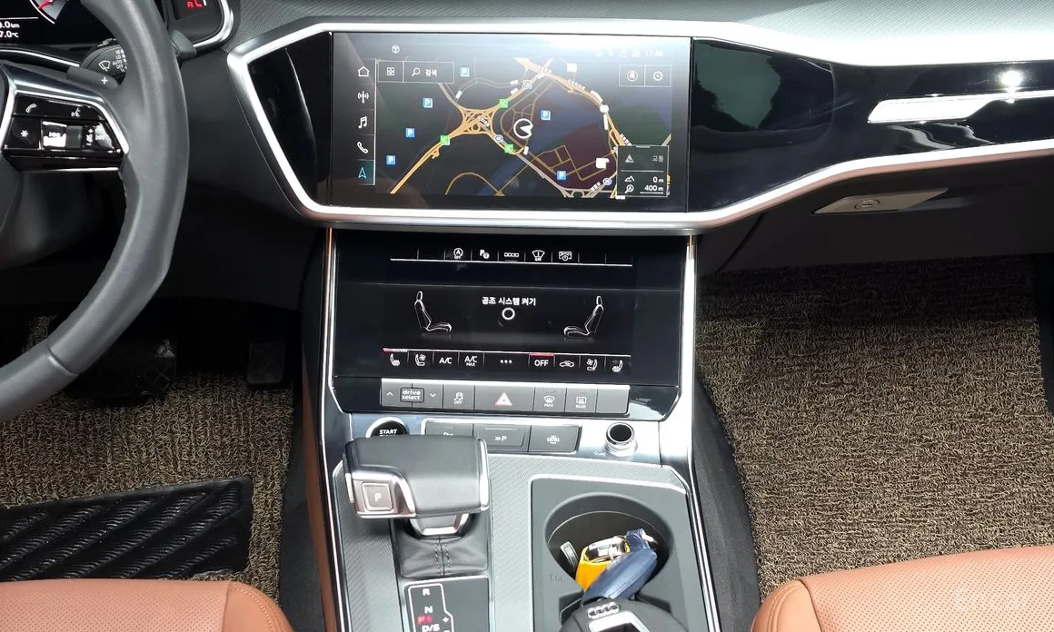 Фото 14 - Audi A6