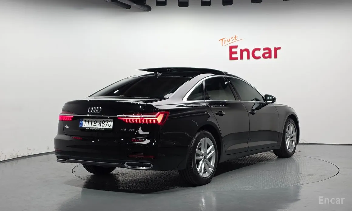 Фото 2 - Audi A6