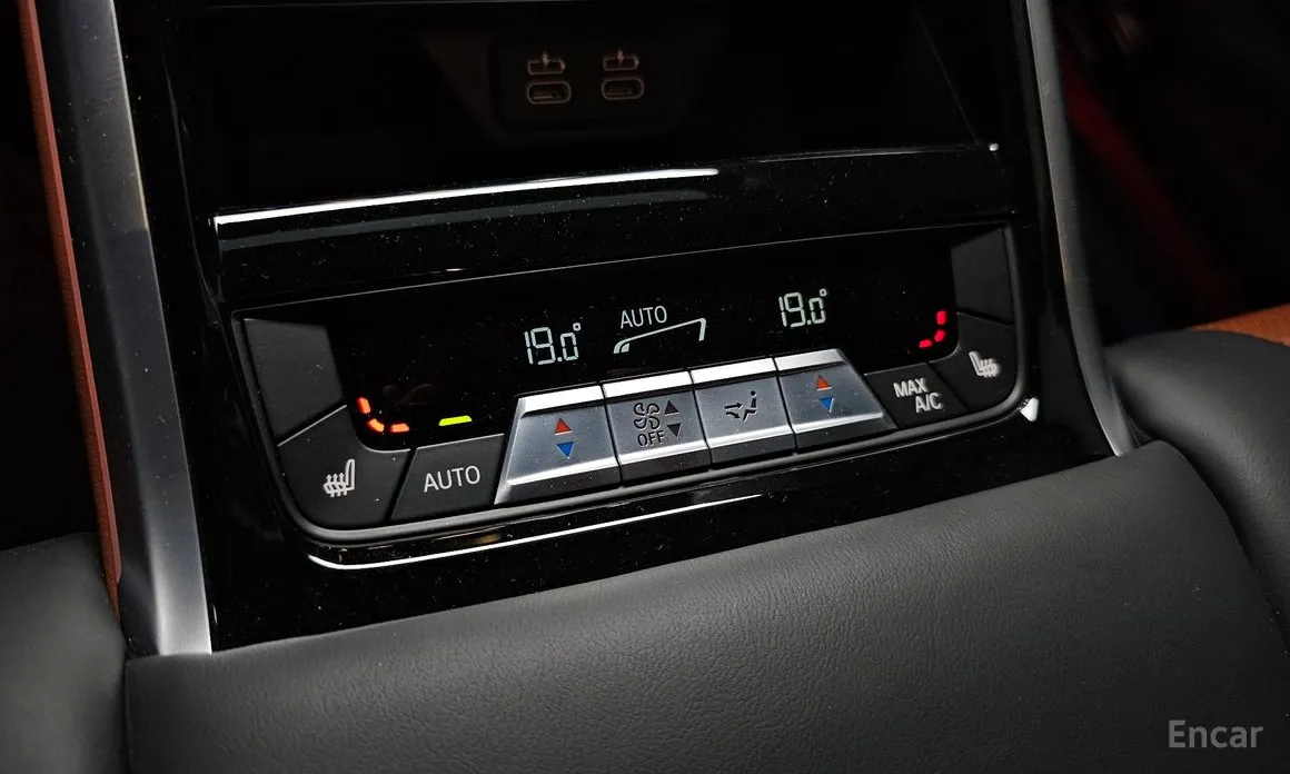 Фото 18 - BMW 8 Series