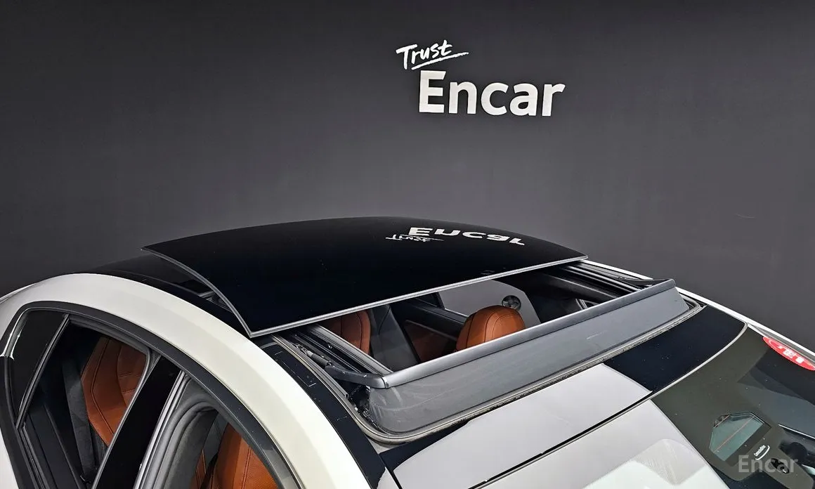 Фото 20 - BMW 8 Series