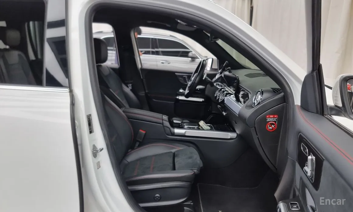 Фото 11 - Mercedes-Benz GLB-Class