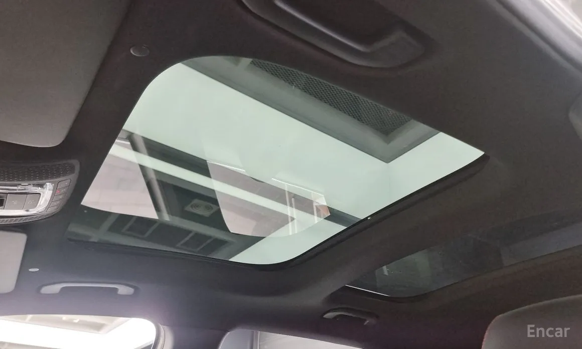 Фото 17 - Mercedes-Benz GLB-Class