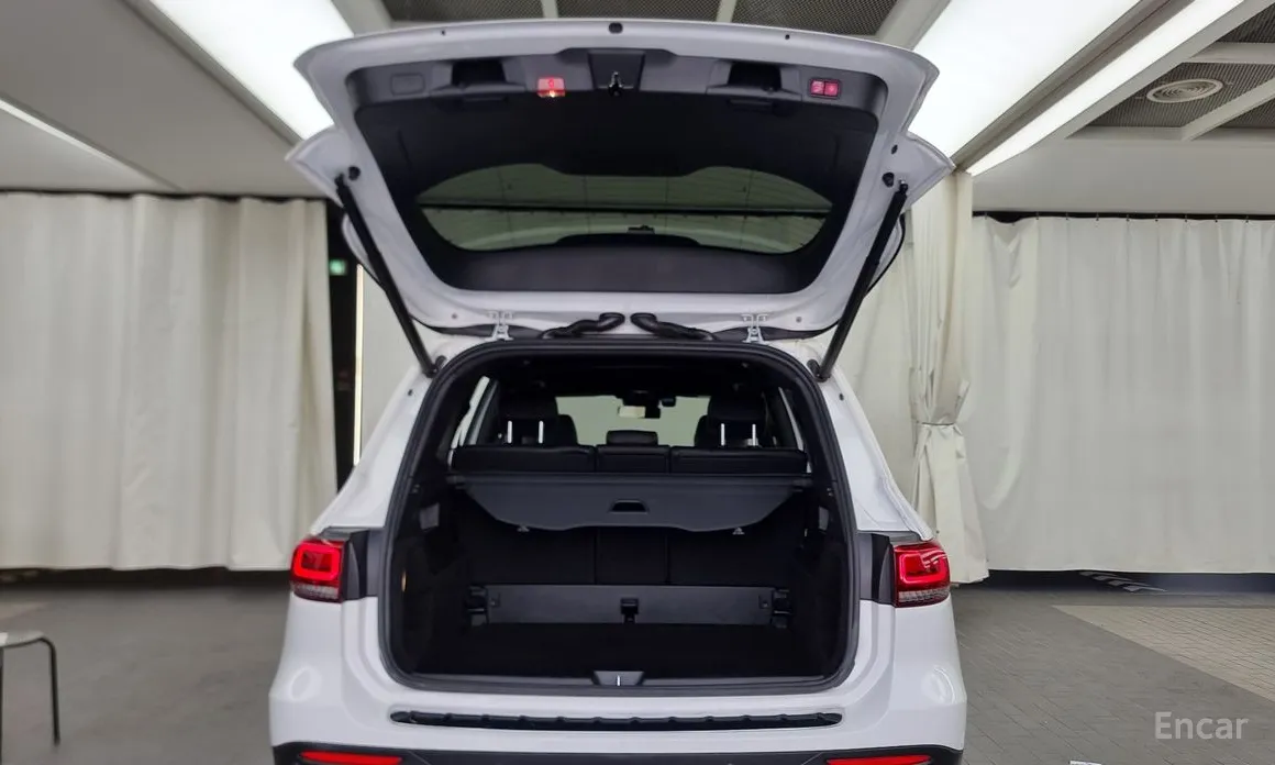 Фото 20 - Mercedes-Benz GLB-Class