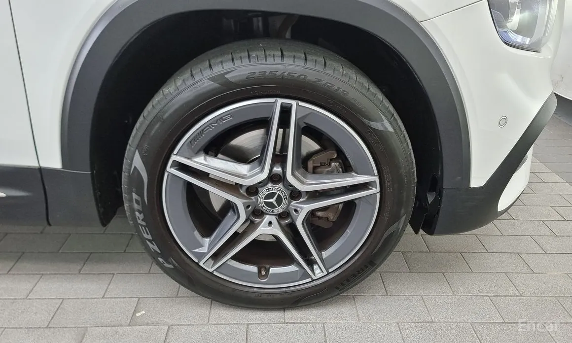 Фото 5 - Mercedes-Benz GLB-Class