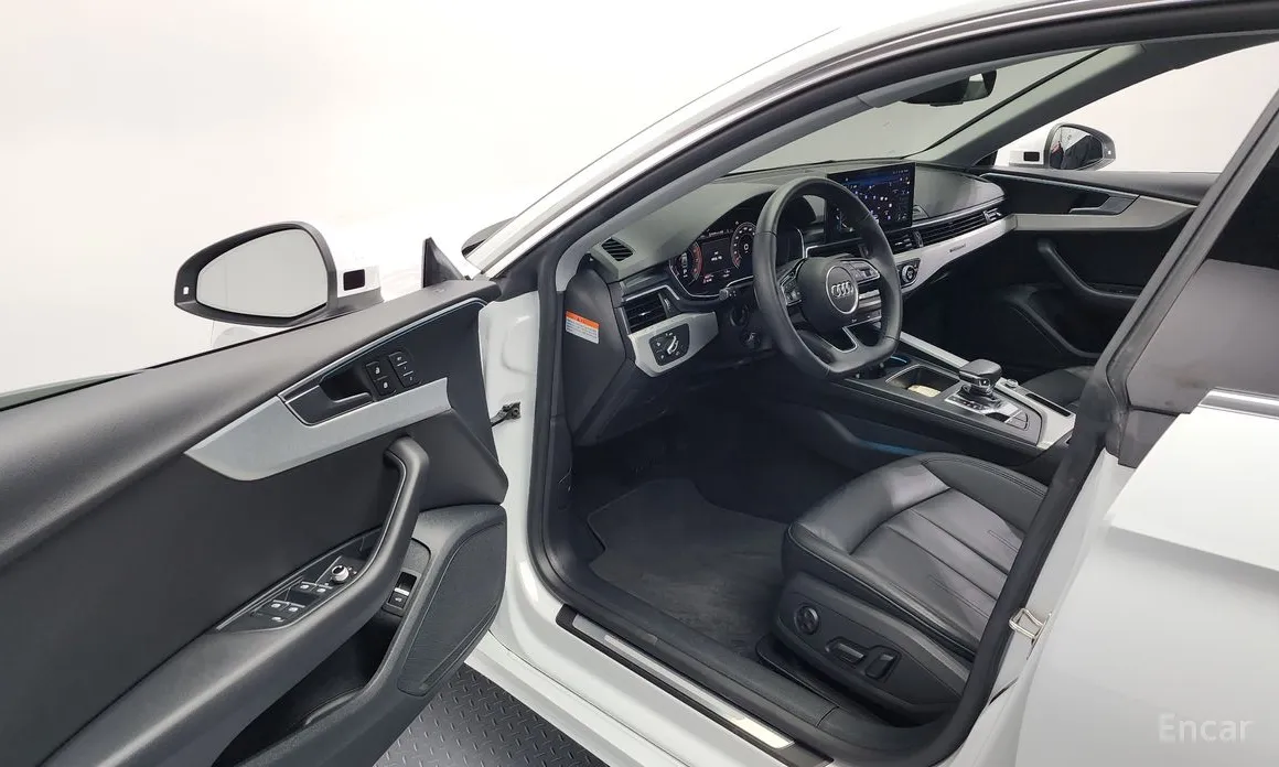 Фото 10 - Audi A5