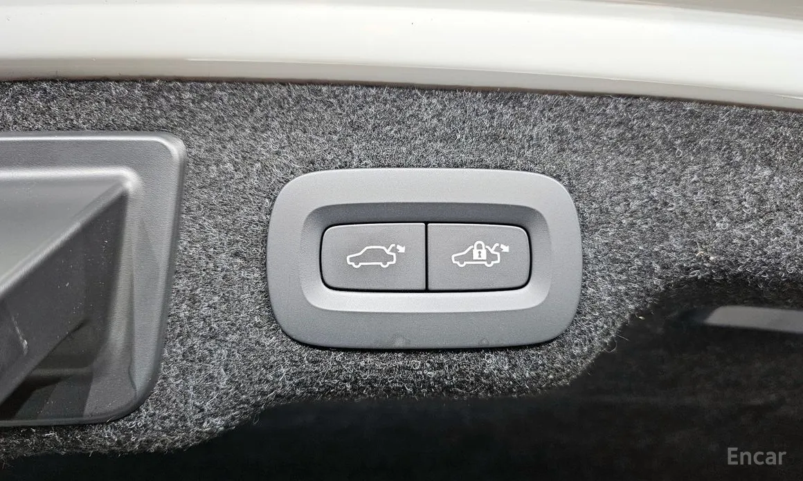 Фото 18 - Volvo S90