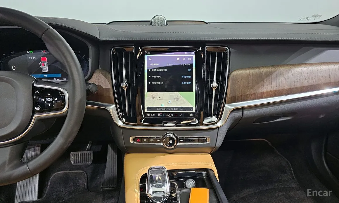 Фото 19 - Volvo S90