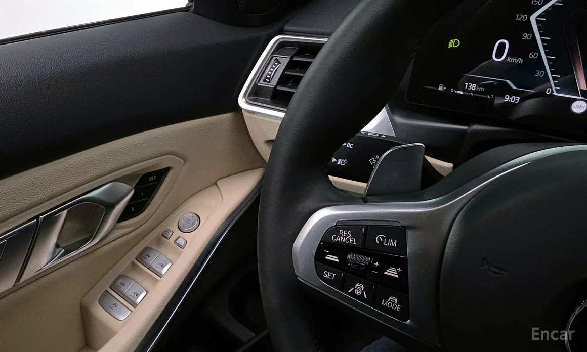 Фото 17 - BMW 3 Series