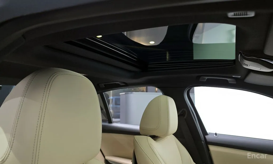 Фото 19 - BMW 3 Series