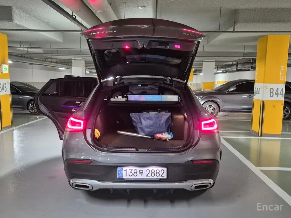 Фото 13 - Mercedes-Benz GLE-Class