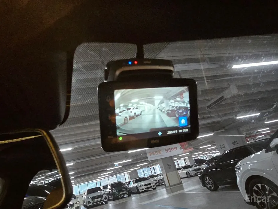 Photo 15 - BMW 3 Series