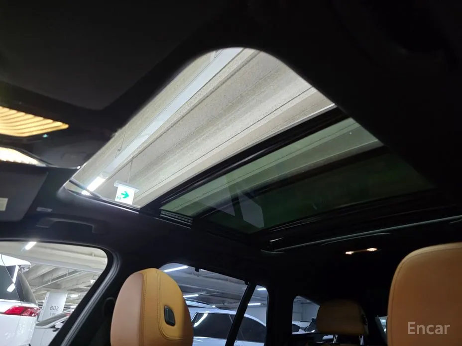 Photo 16 - BMW 3 Series