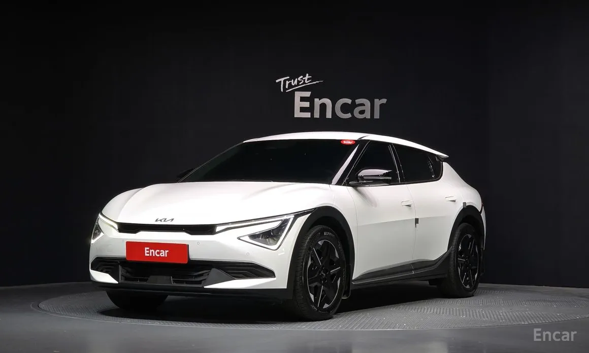 Фото 1 - Kia EV6