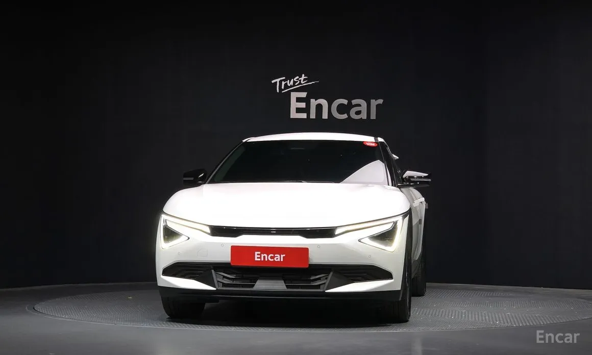 Фото 3 - Kia EV6