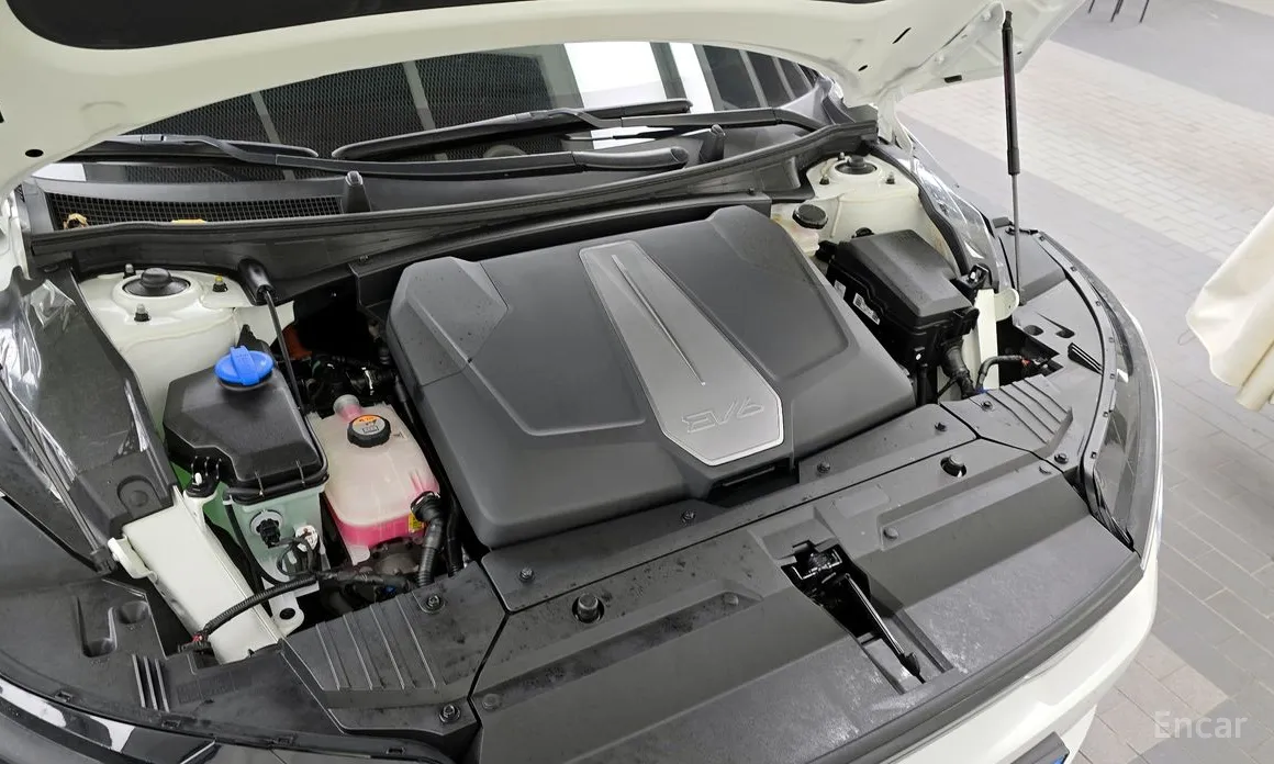 Фото 6 - Kia EV6