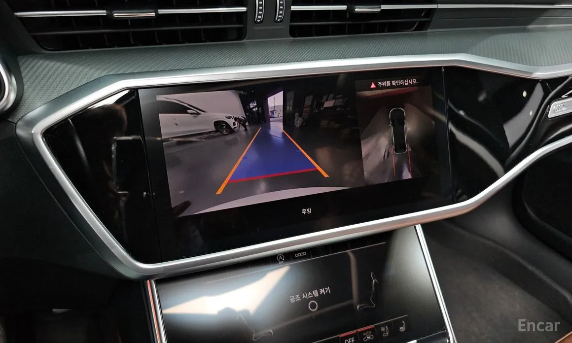 Фото 15 - Audi A6