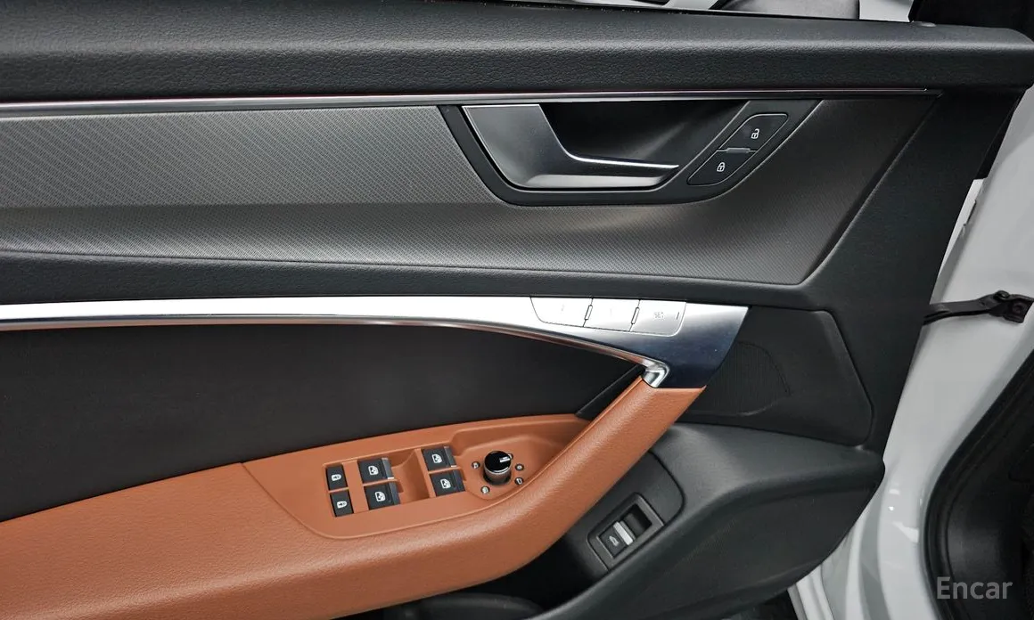 Фото 17 - Audi A6