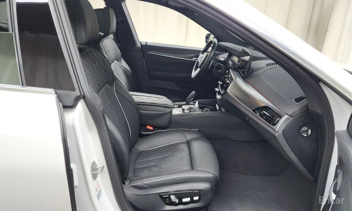 Фото 11 - BMW Gran Turismo