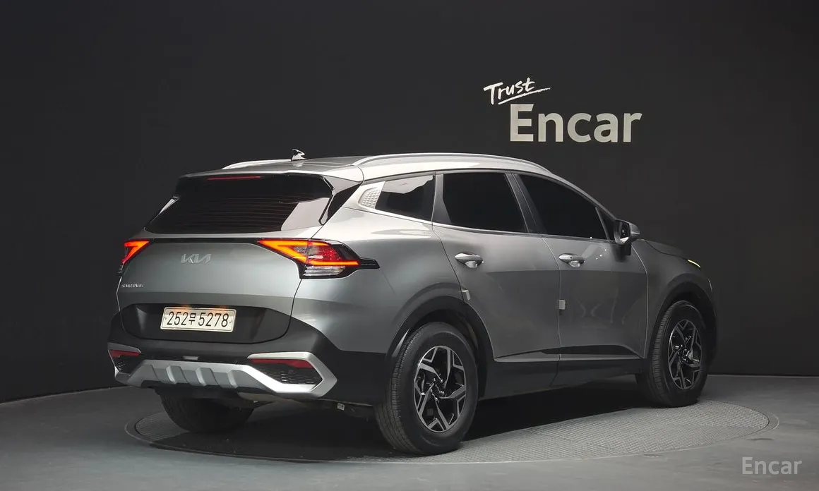 Фото 2 - Kia Sportage