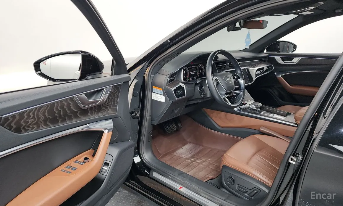 Фото 10 - Audi A6