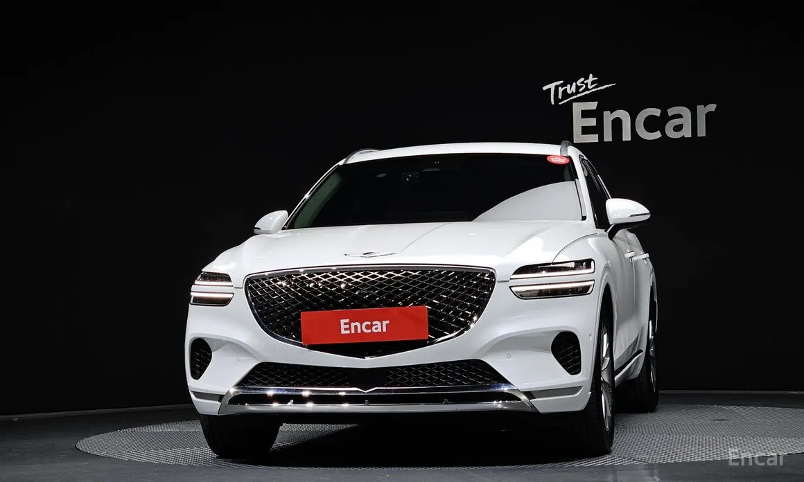 Photo 3 - Genesis GV70