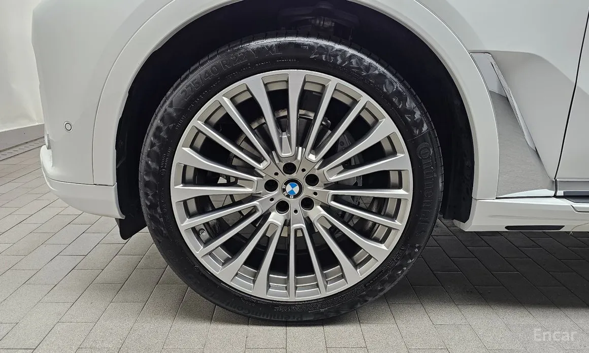 Фото 5 - BMW X7