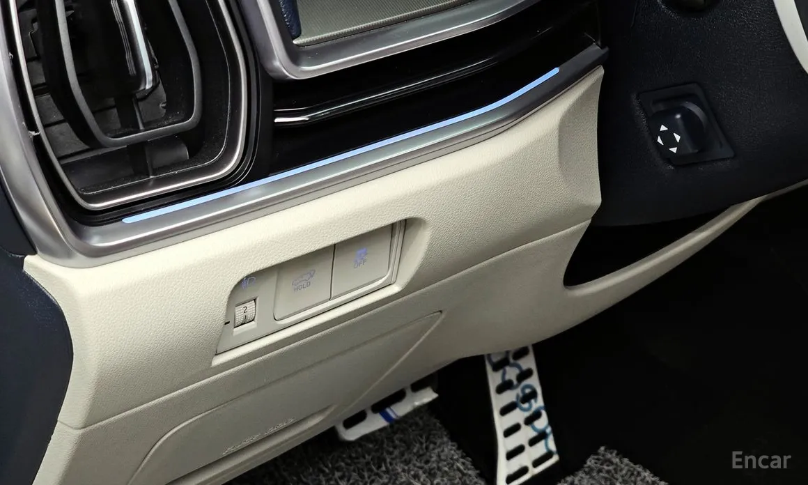 Фото 14 - Kia Sorento