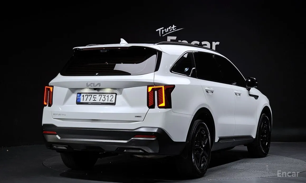 Фото 2 - Kia Sorento