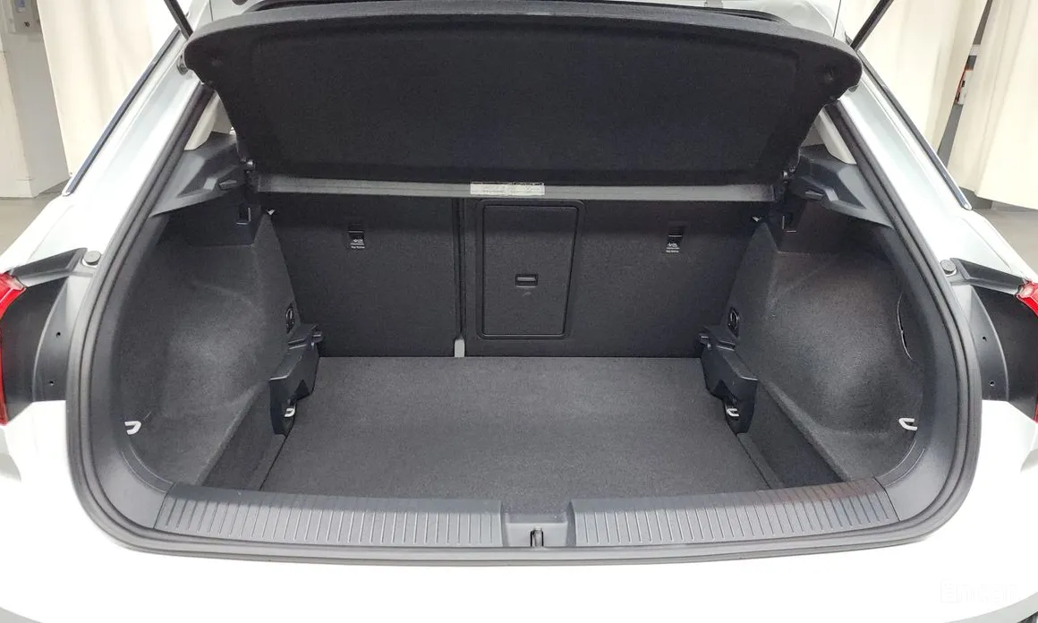 Фото 20 - Volkswagen T-Roc