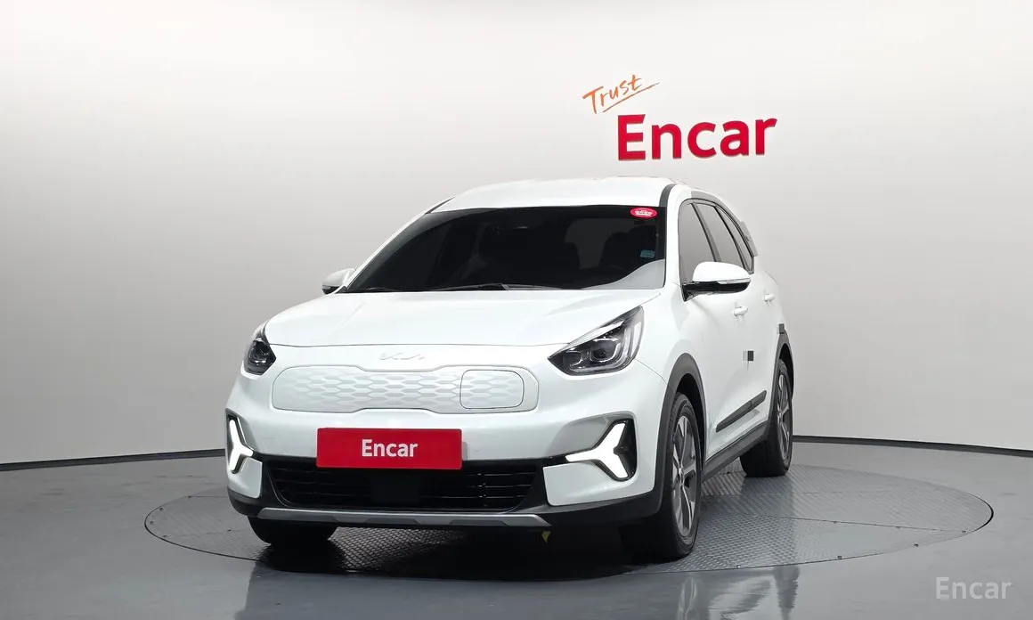 Фото 3 - Kia Niro