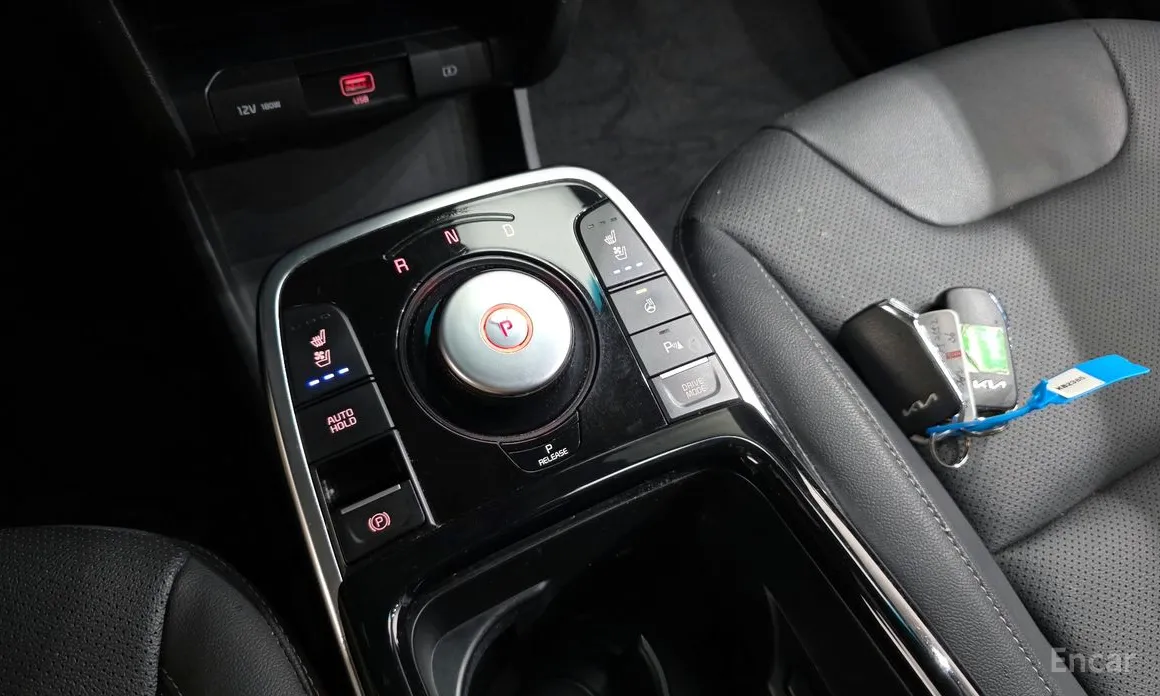 Фото 9 - Kia Niro