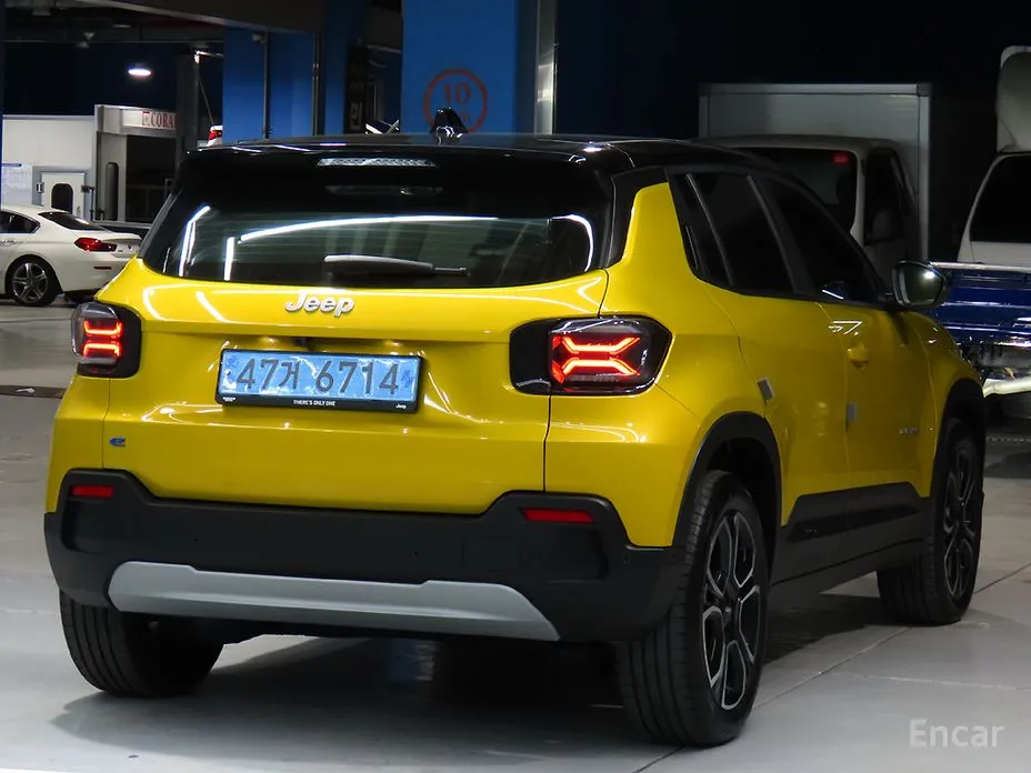 Фото 4 - Jeep Avenger