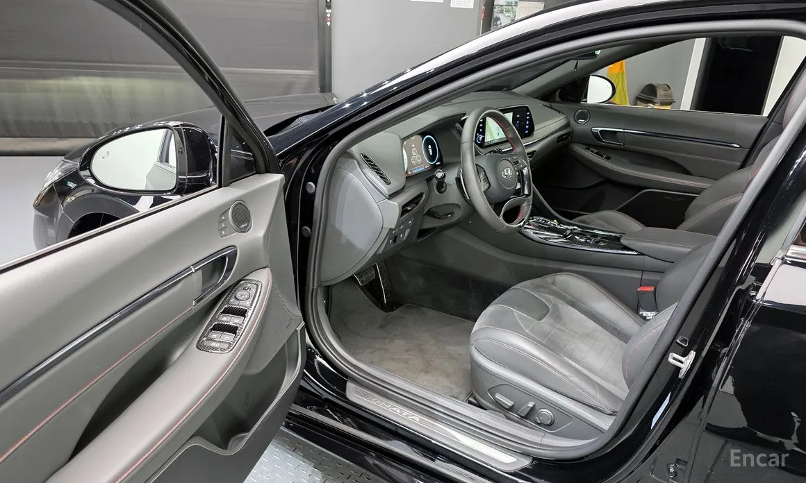 Фото 10 - Hyundai Sonata