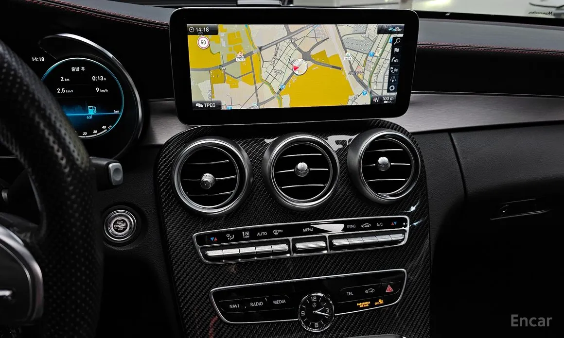 Фото 15 - Mercedes-Benz C-Class