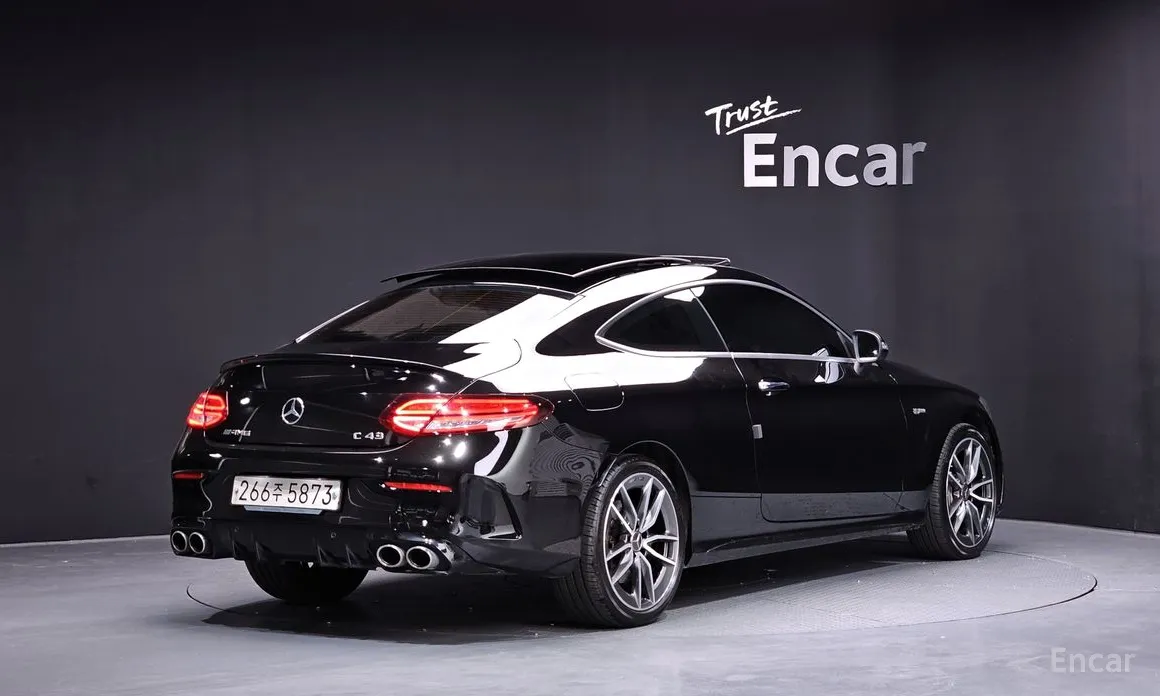 Фото 2 - Mercedes-Benz C-Class