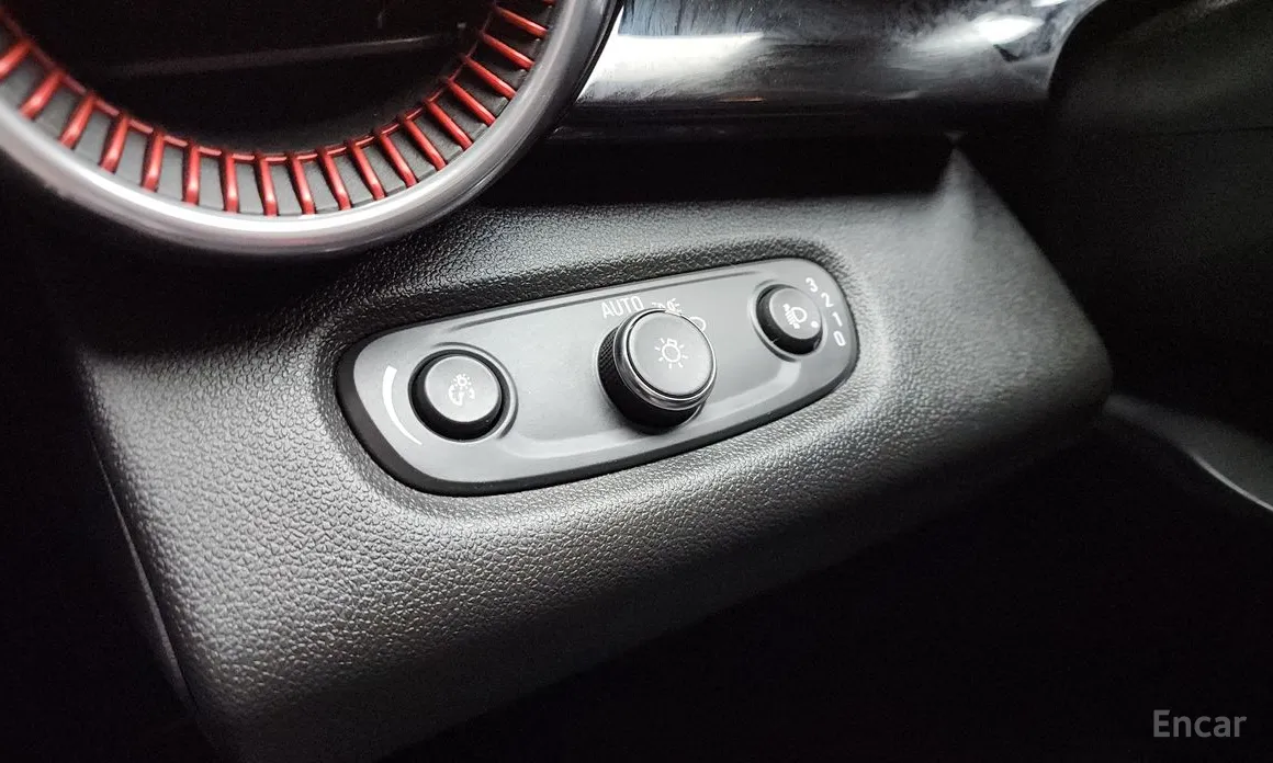 Фото 18 - Chevrolet Trax