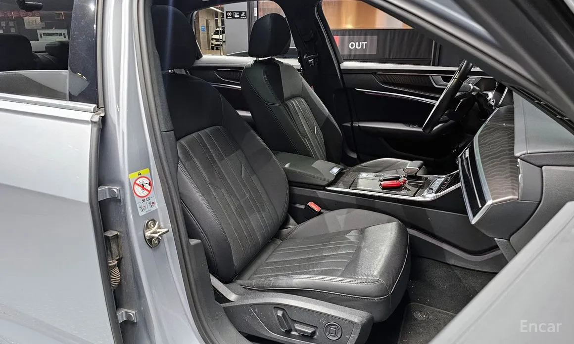 Фото 10 - Audi A6