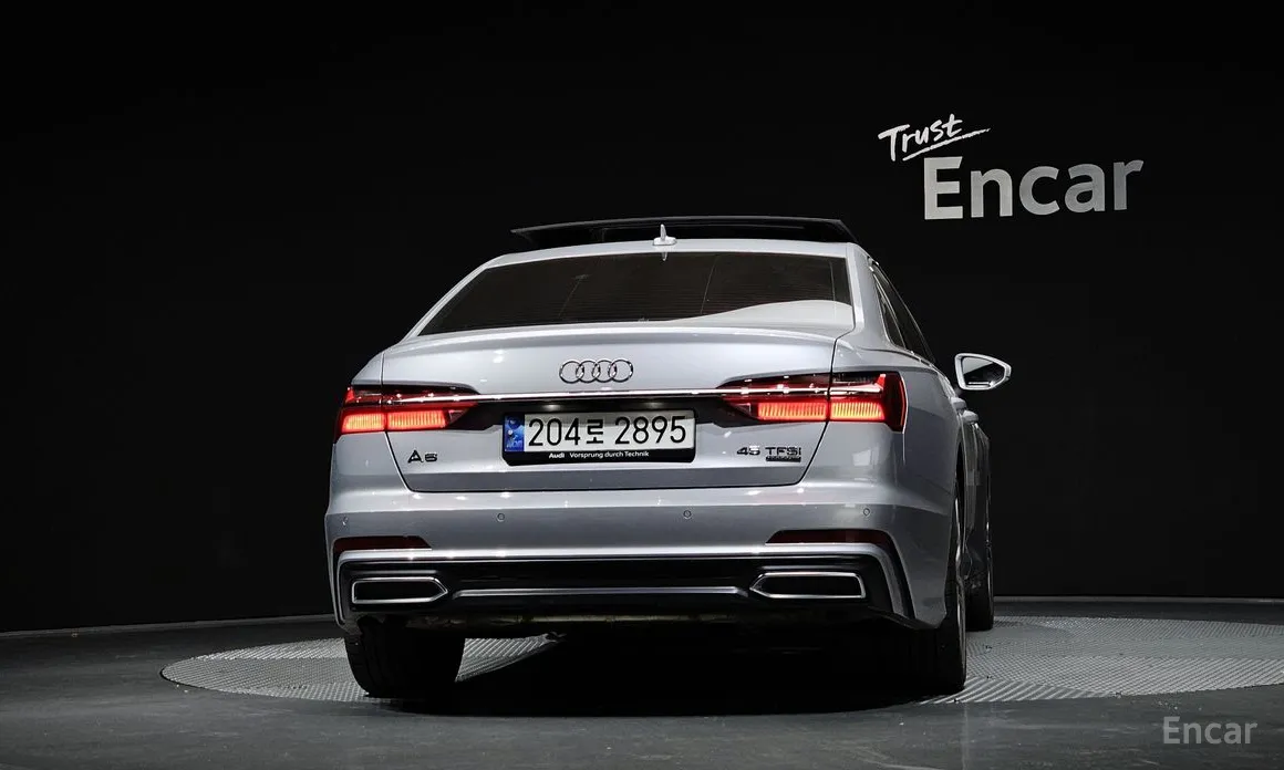 Фото 4 - Audi A6