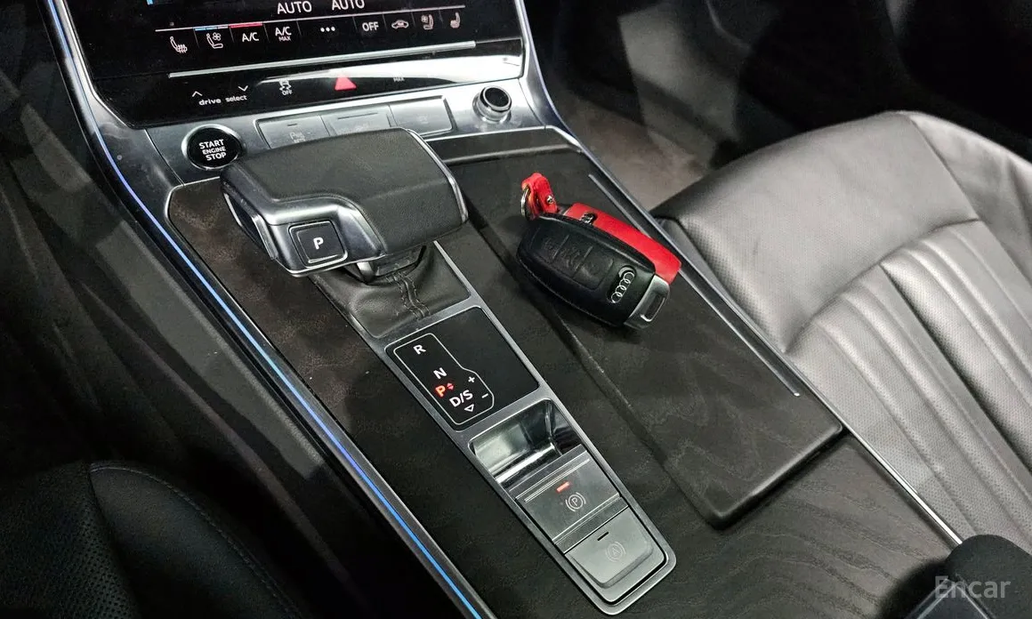 Фото 9 - Audi A6