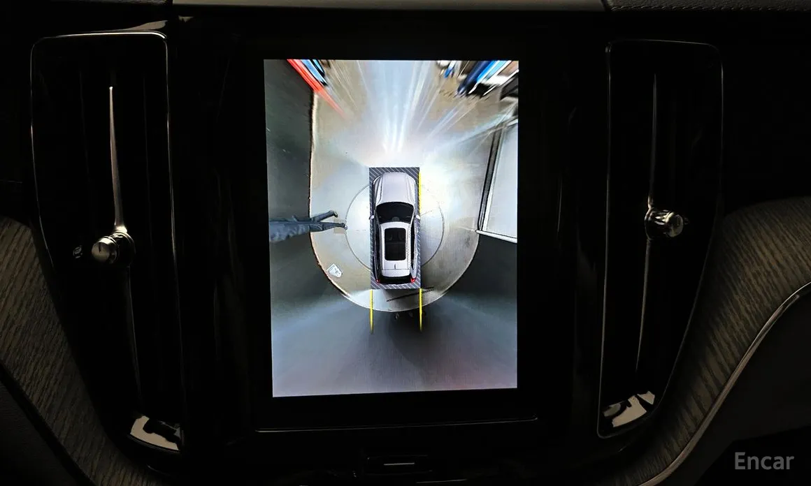 Photo 15 - Volvo XC60