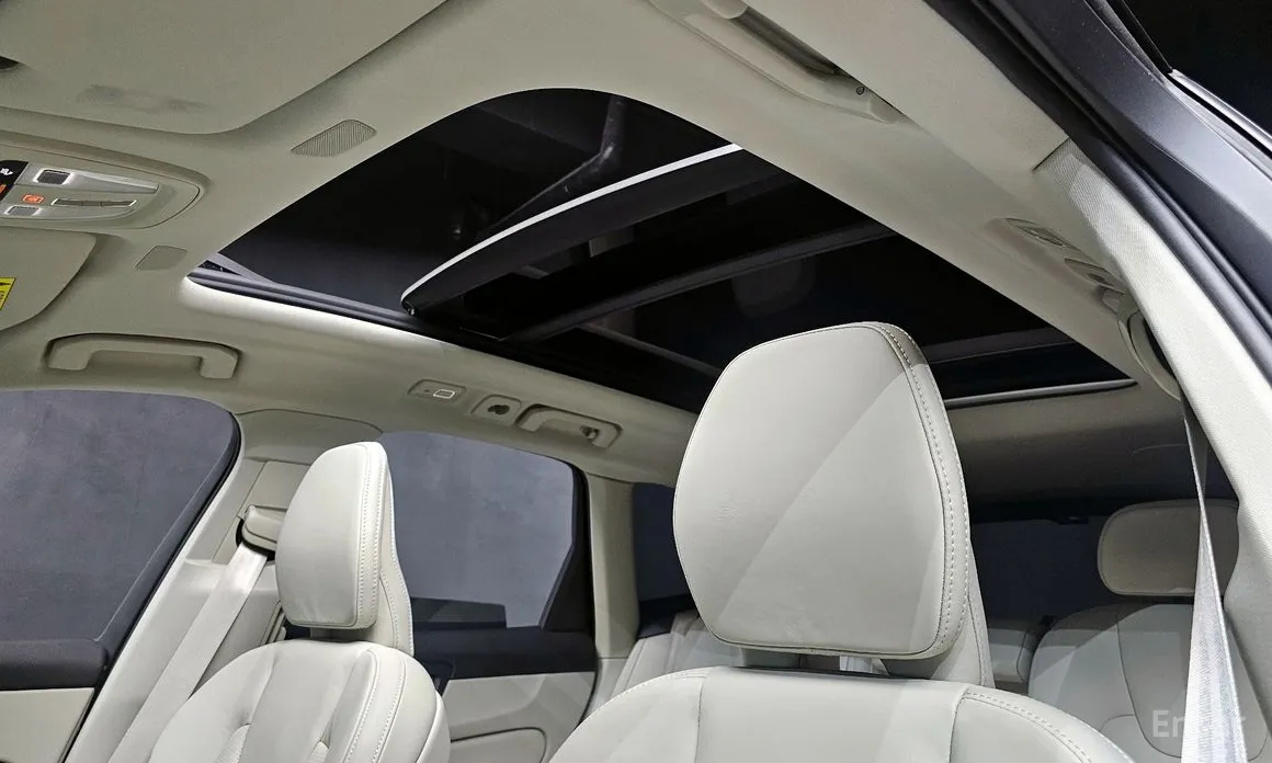 Photo 19 - Volvo XC60