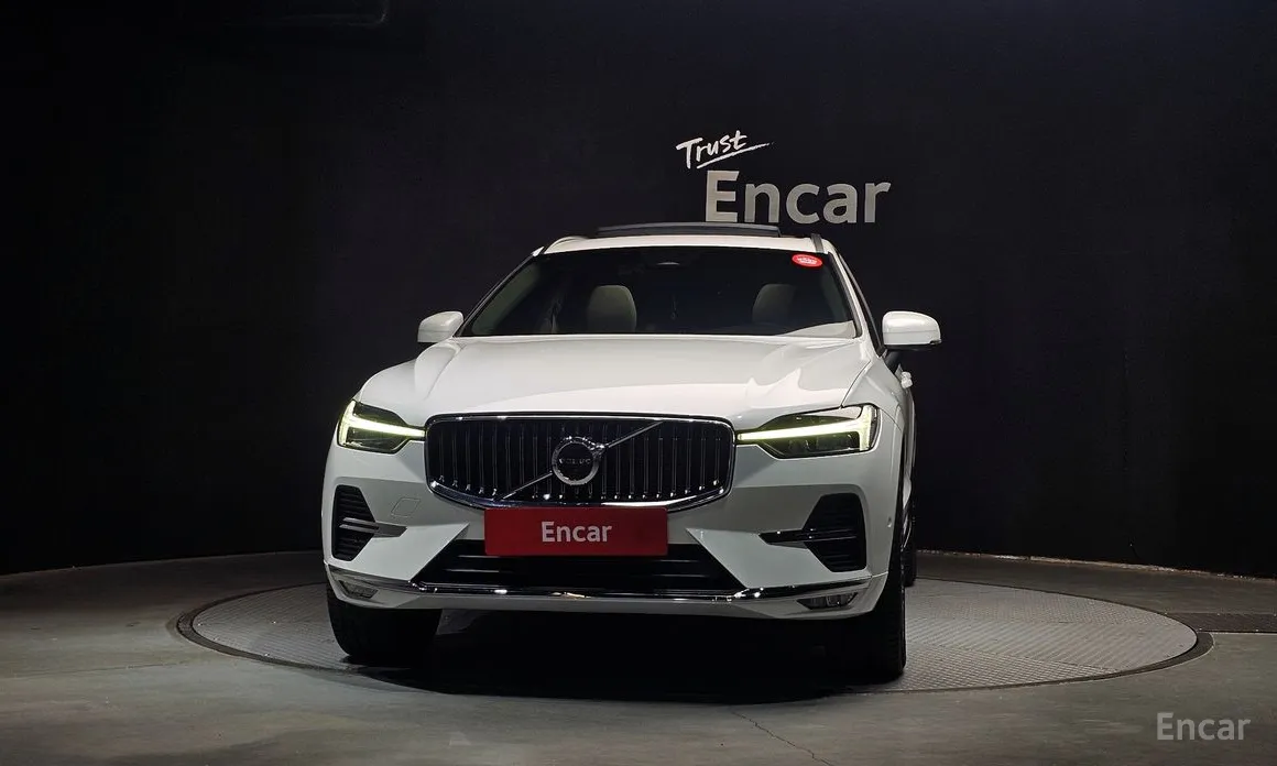 Photo 3 - Volvo XC60