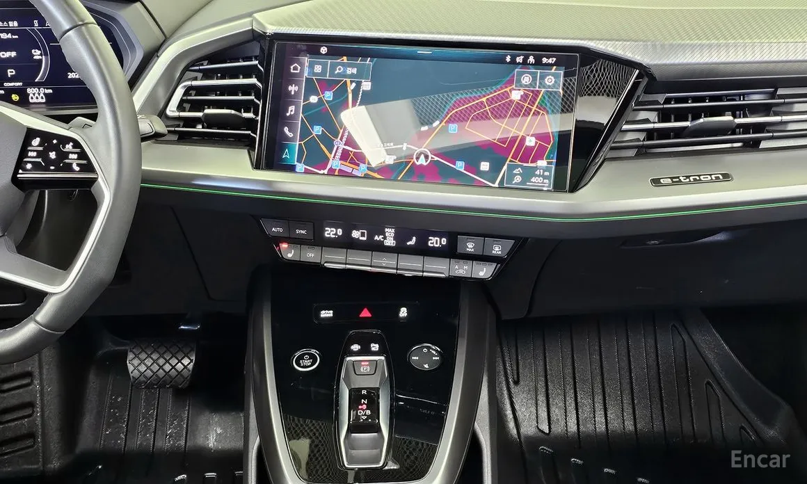 Фото 14 - Audi Q4 e-tron