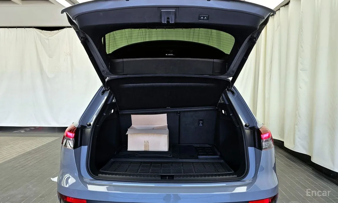 Фото 20 - Audi Q4 e-tron