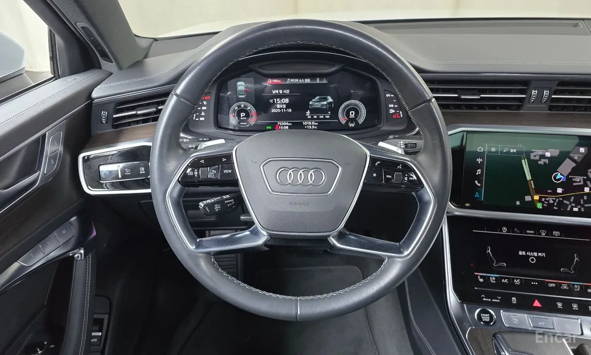 Фото 13 - Audi A6