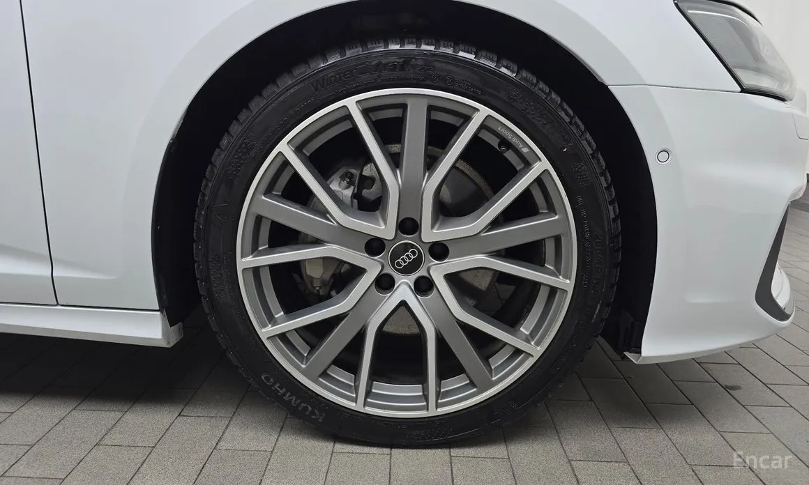 Фото 5 - Audi A6