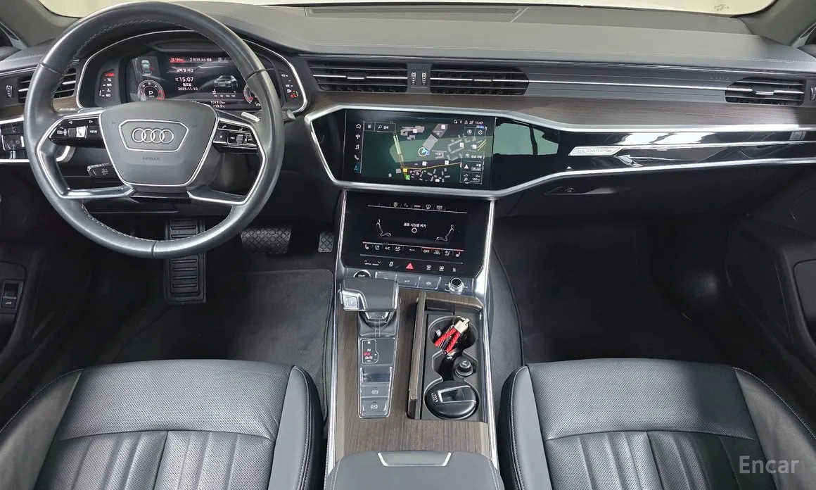 Фото 7 - Audi A6