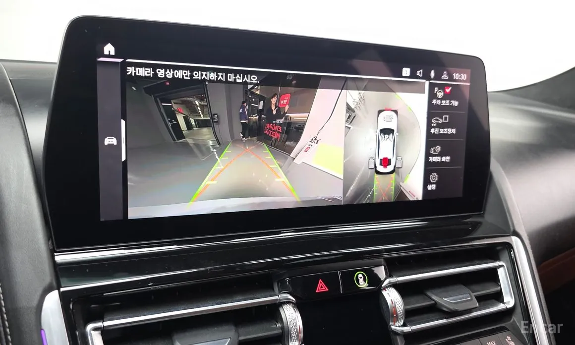 Фото 14 - BMW 8 Series