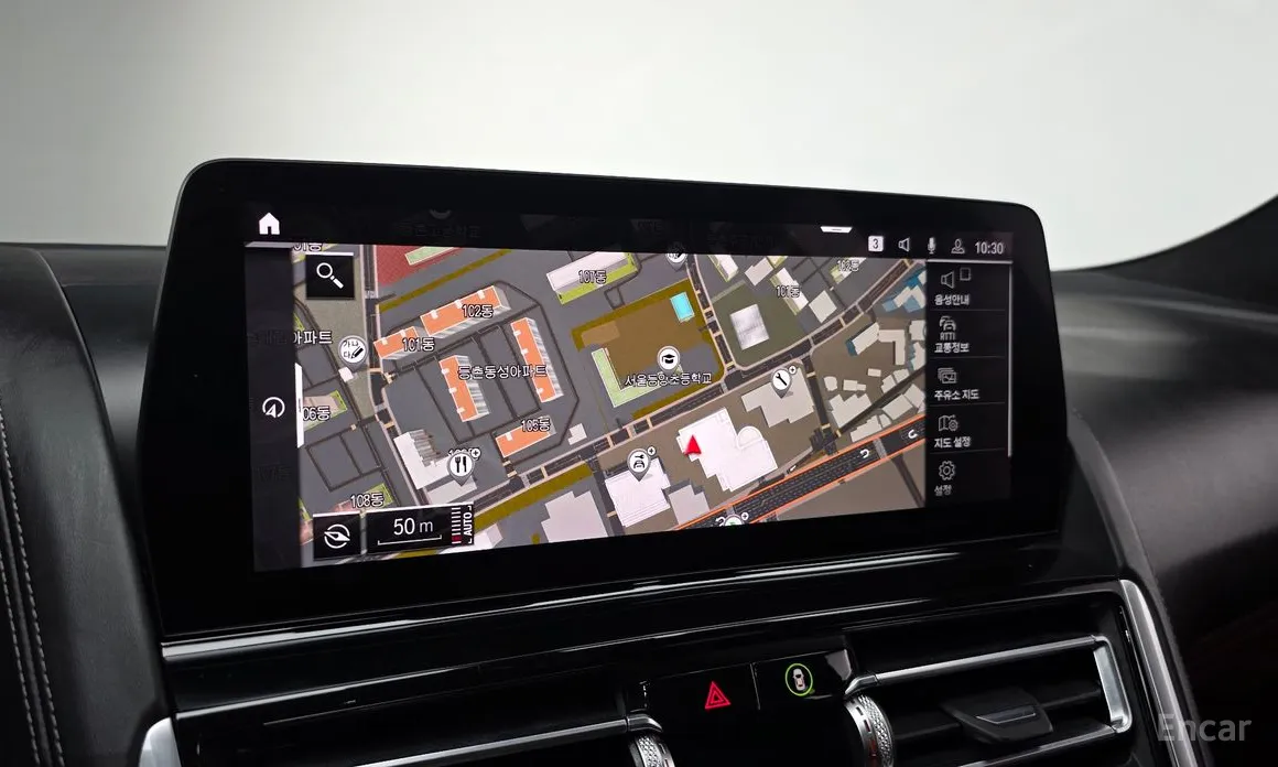 Фото 15 - BMW 8 Series