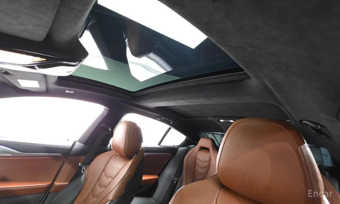 Фото 17 - BMW 8 Series